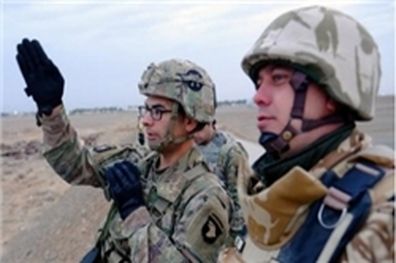 رویترز: افزایش سربازان، آمریکا را دوباره به جنگ افغانستان می‌کشاند